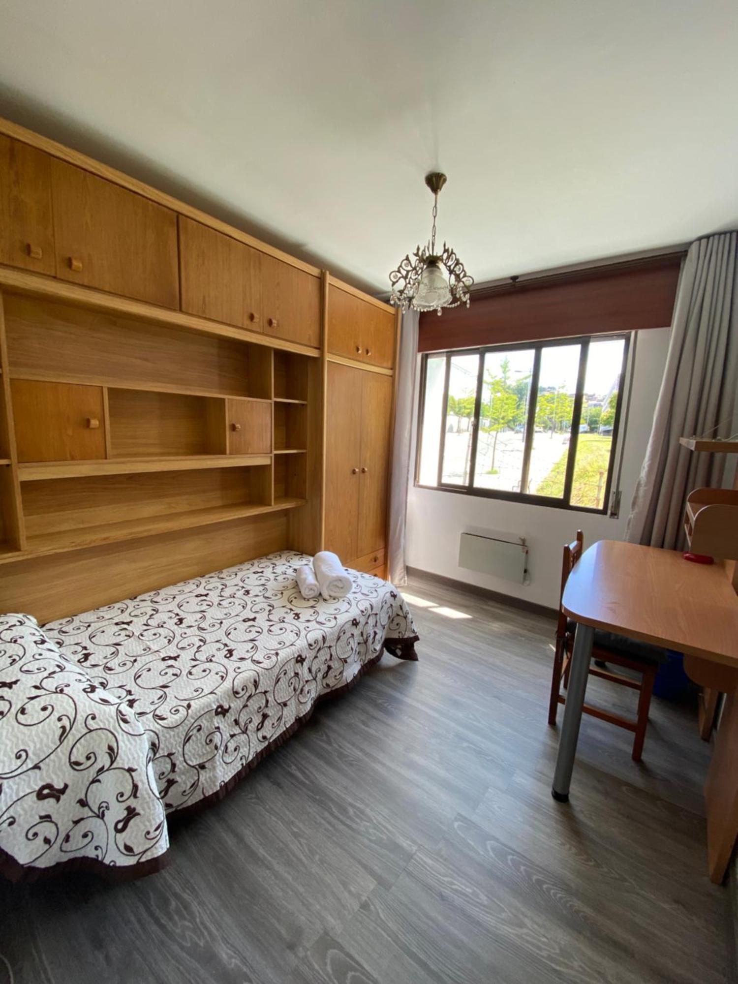 Ferienwohnung Piso Grande Y Muy Luminoso Santiago de Compostela Exterior foto